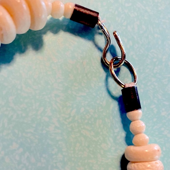 BONE Hand carved Tribal, beaded necklace. Made from bovine. Heavy,vintage 1960’s - Picture 3 of 16